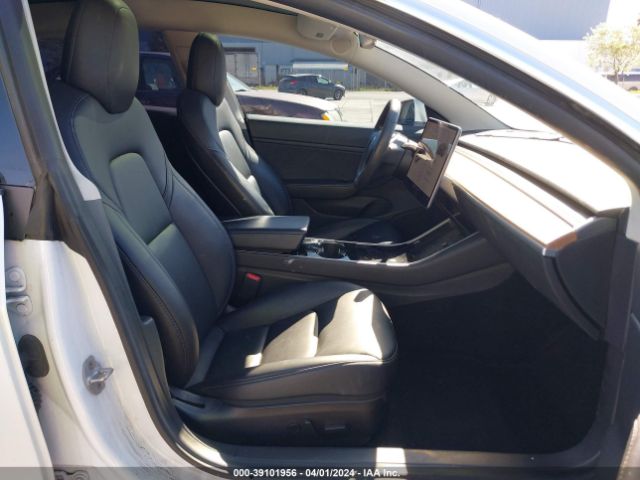 Photo 4 VIN: 5YJ3E1EB8KF514133 - TESLA MODEL 3 