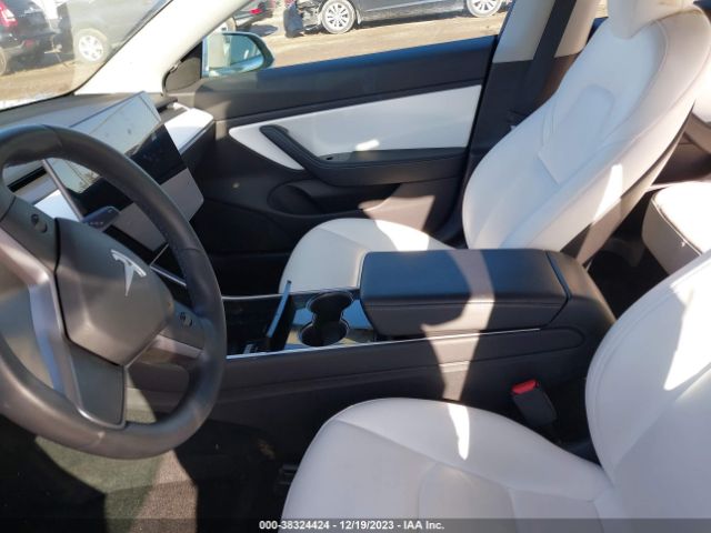 Photo 4 VIN: 5YJ3E1EB8LF513713 - TESLA MODEL 3 