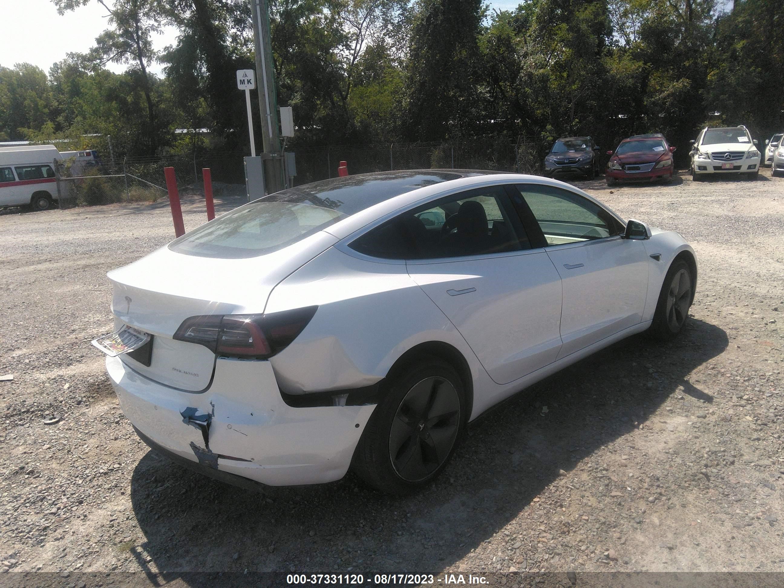 Photo 3 VIN: 5YJ3E1EB8LF637142 - TESLA MODEL 3 