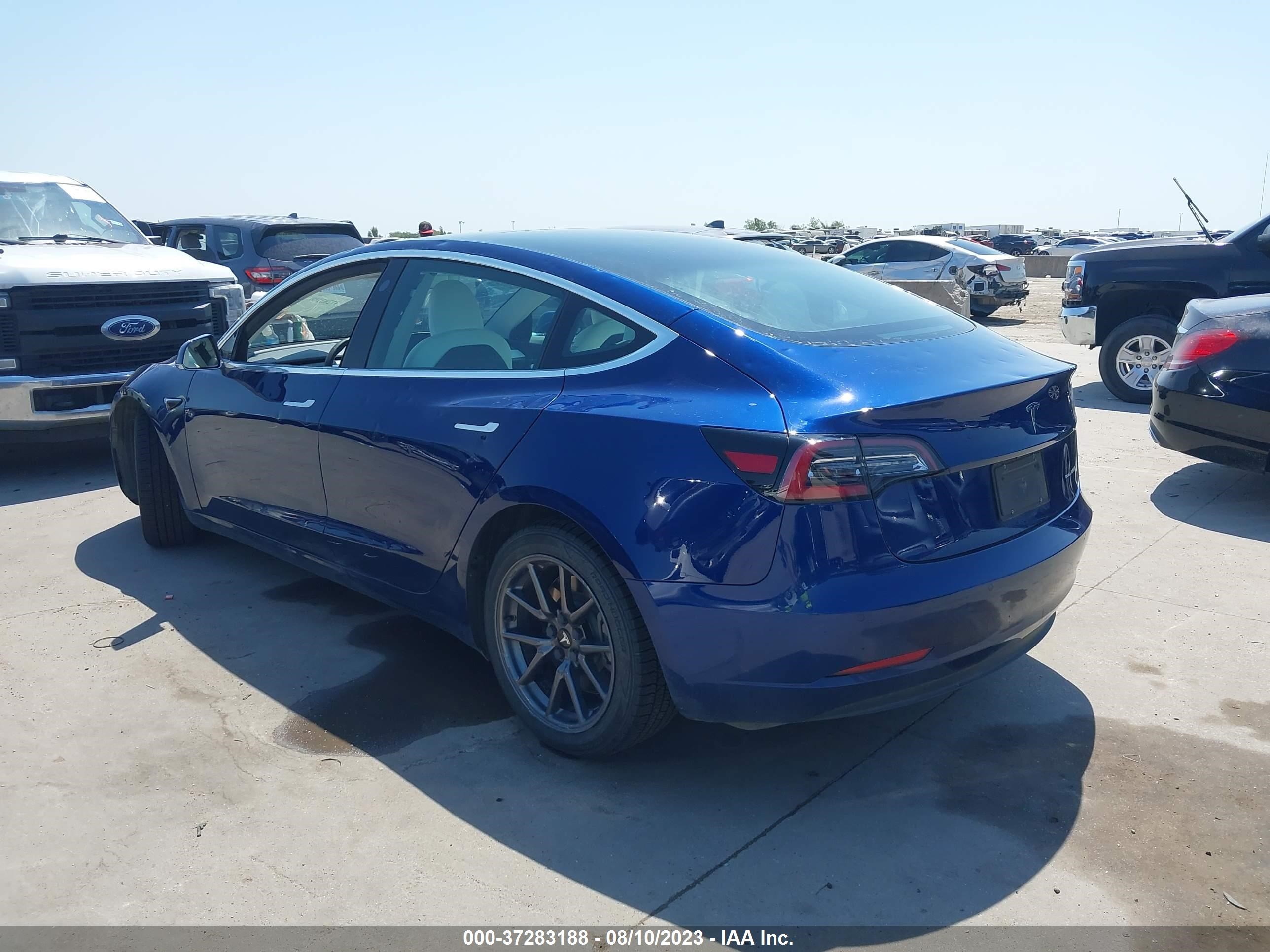 Photo 2 VIN: 5YJ3E1EB8LF745423 - TESLA MODEL 3 