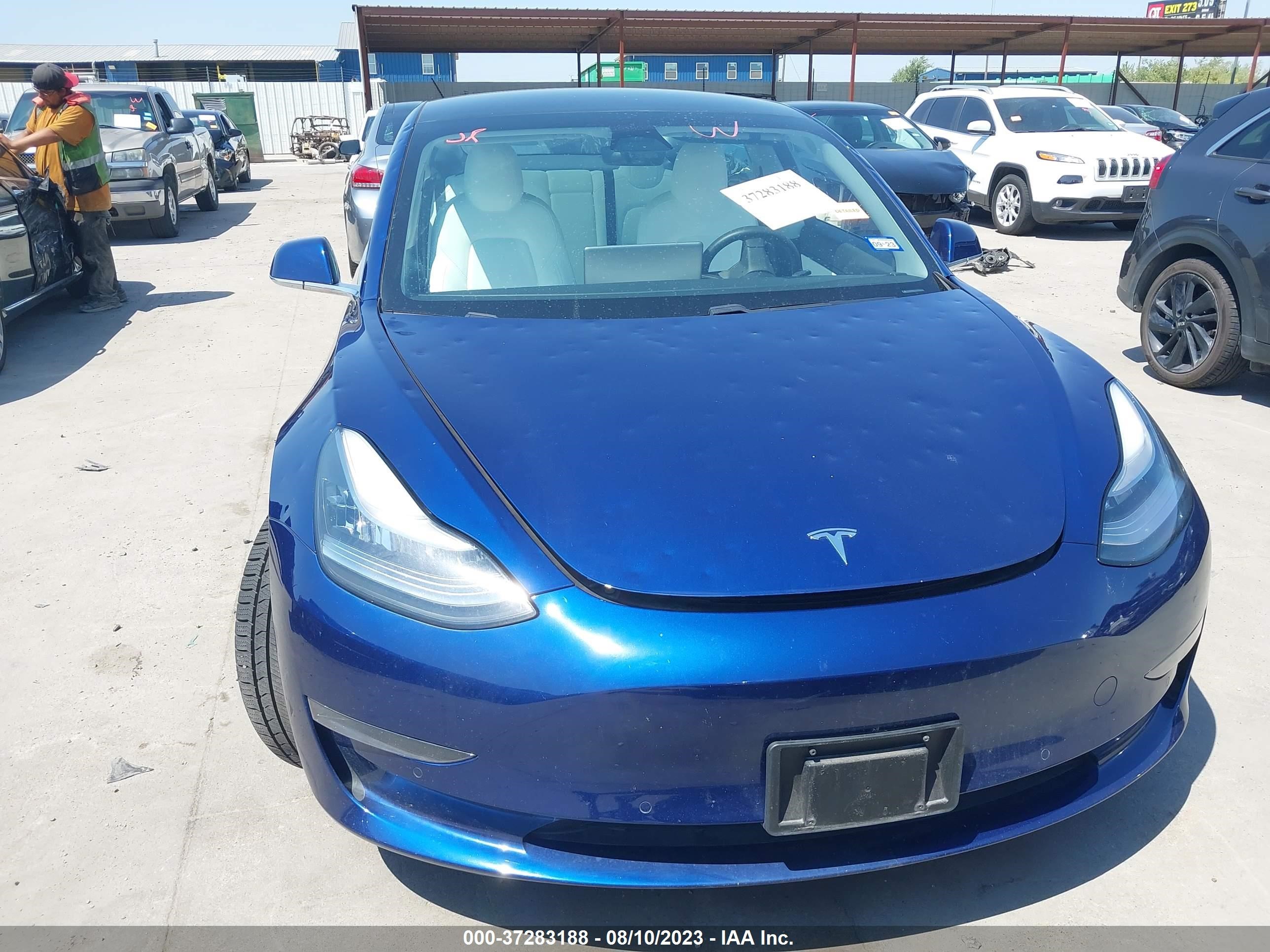 Photo 9 VIN: 5YJ3E1EB8LF745423 - TESLA MODEL 3 