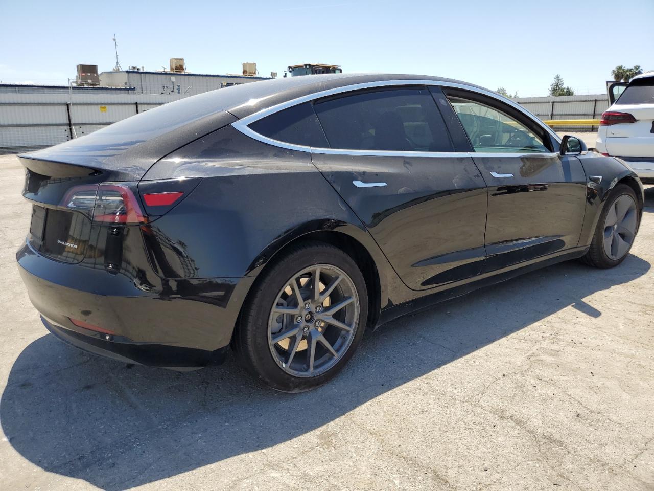 Photo 2 VIN: 5YJ3E1EB8LF746202 - TESLA MODEL 3 