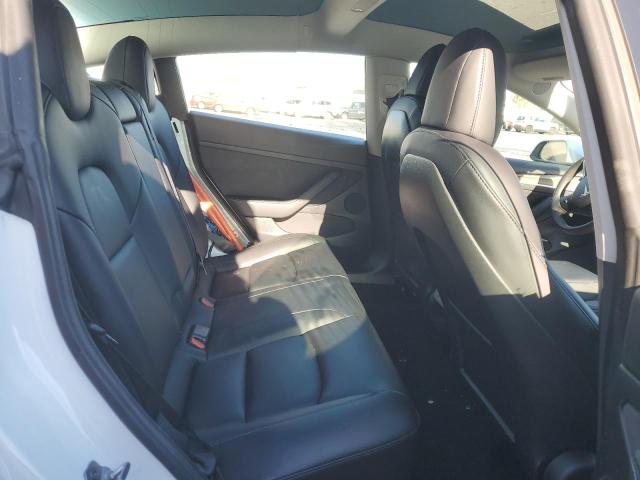 Photo 9 VIN: 5YJ3E1EB8MF055589 - TESLA MODEL 3 