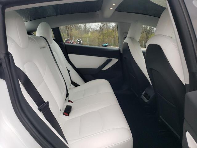 Photo 9 VIN: 5YJ3E1EB8MF852831 - TESLA MODEL 3 