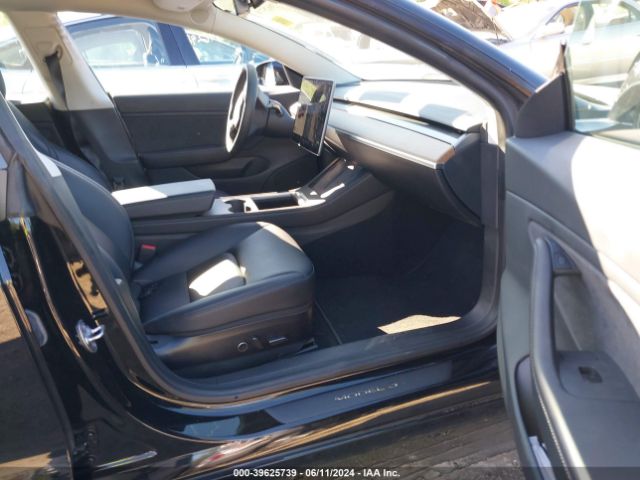 Photo 4 VIN: 5YJ3E1EB8MF869449 - TESLA MODEL 3 