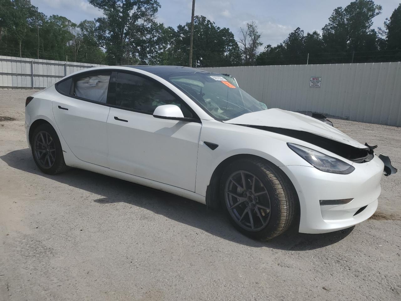 Photo 3 VIN: 5YJ3E1EB8MF960530 - TESLA MODEL 3 