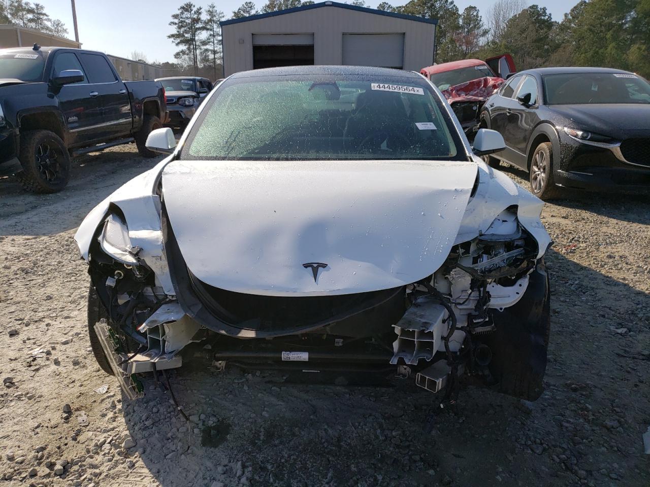 Photo 4 VIN: 5YJ3E1EB8NF123181 - TESLA MODEL 3 