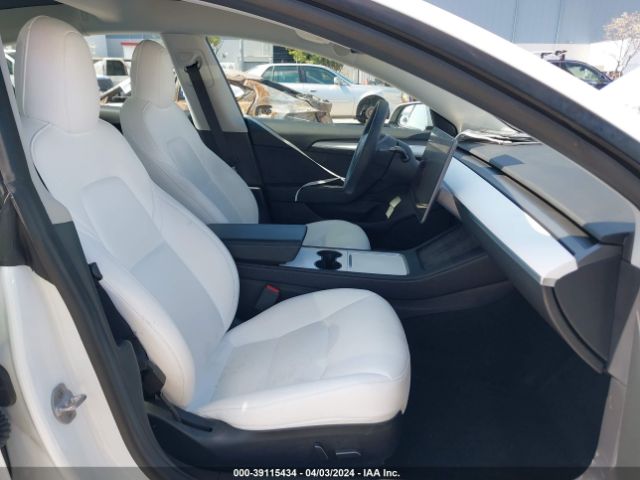 Photo 4 VIN: 5YJ3E1EB8NF125657 - TESLA MODEL 3 