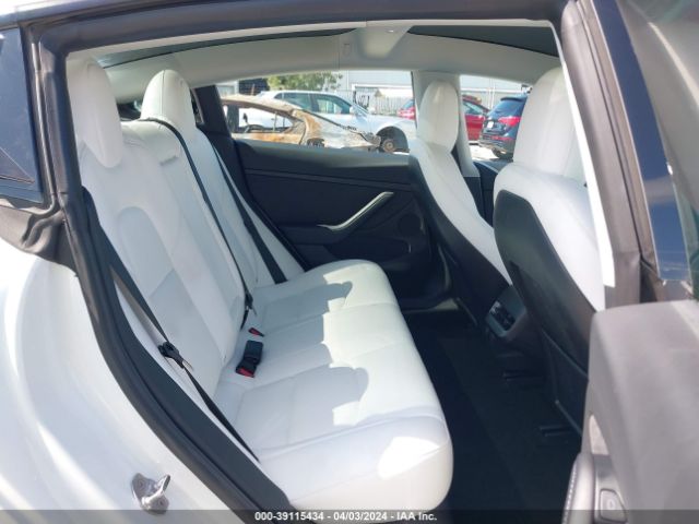 Photo 7 VIN: 5YJ3E1EB8NF125657 - TESLA MODEL 3 