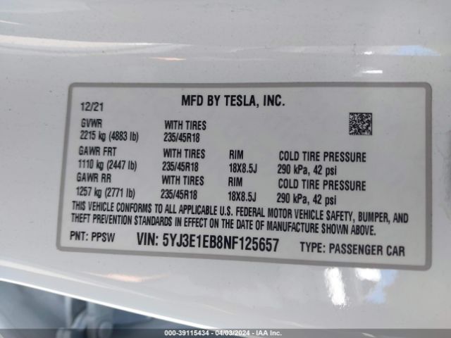 Photo 8 VIN: 5YJ3E1EB8NF125657 - TESLA MODEL 3 