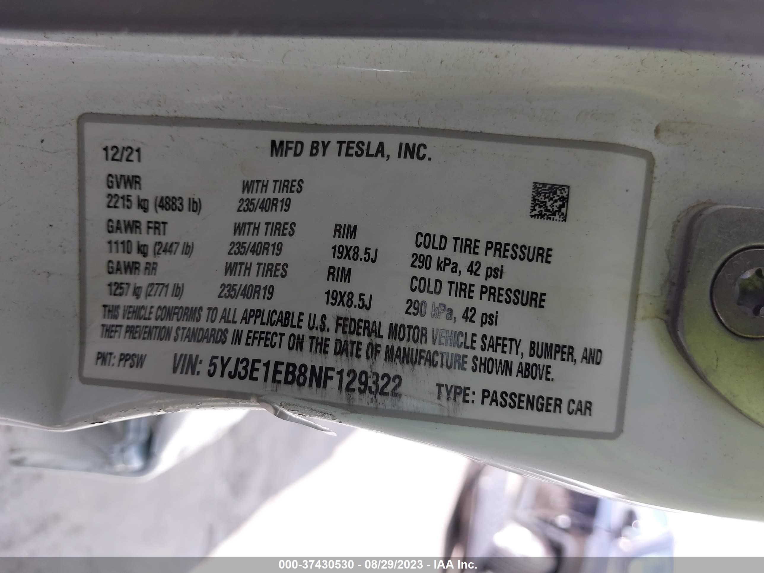 Photo 8 VIN: 5YJ3E1EB8NF129322 - TESLA MODEL 3 