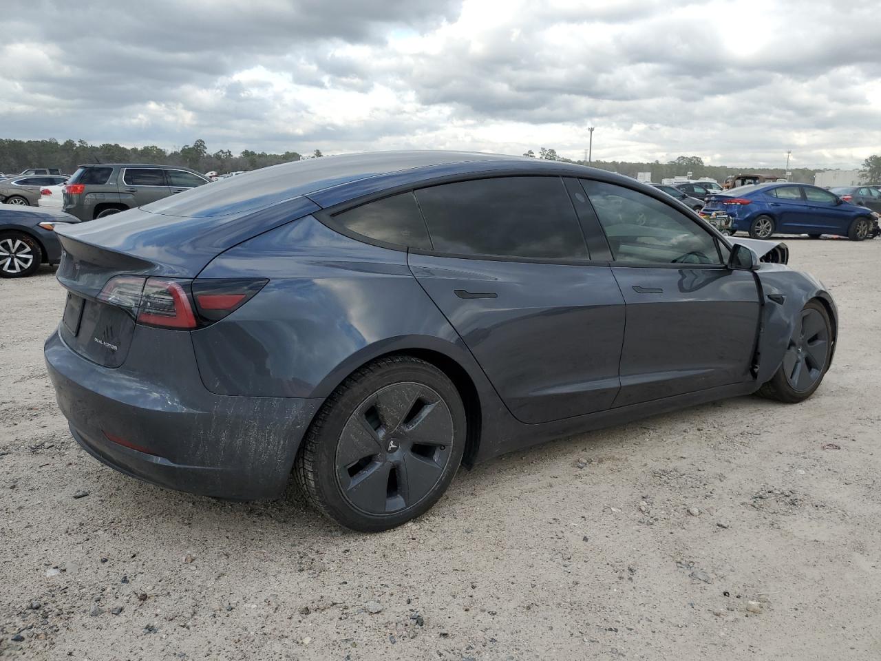 Photo 2 VIN: 5YJ3E1EB8NF162191 - TESLA MODEL 3 