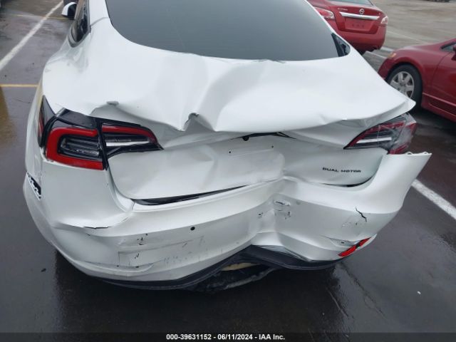 Photo 5 VIN: 5YJ3E1EB8NF167228 - TESLA MODEL 3 