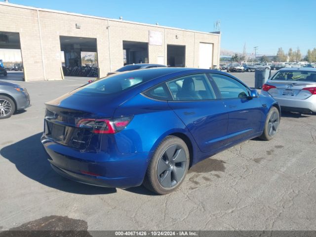 Photo 3 VIN: 5YJ3E1EB8NF179086 - TESLA MODEL 3 