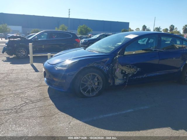 Photo 5 VIN: 5YJ3E1EB8NF179086 - TESLA MODEL 3 