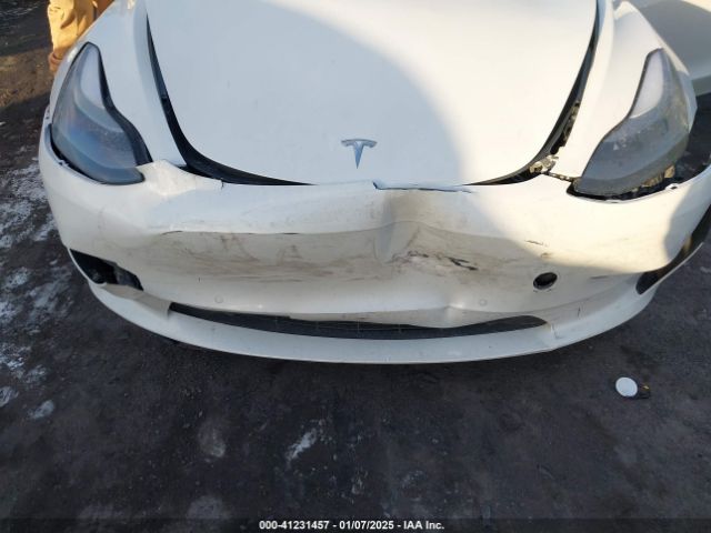 Photo 5 VIN: 5YJ3E1EB8NF183736 - TESLA MODEL 3 