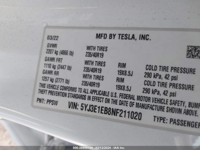 Photo 8 VIN: 5YJ3E1EB8NF211020 - TESLA MODEL 3 