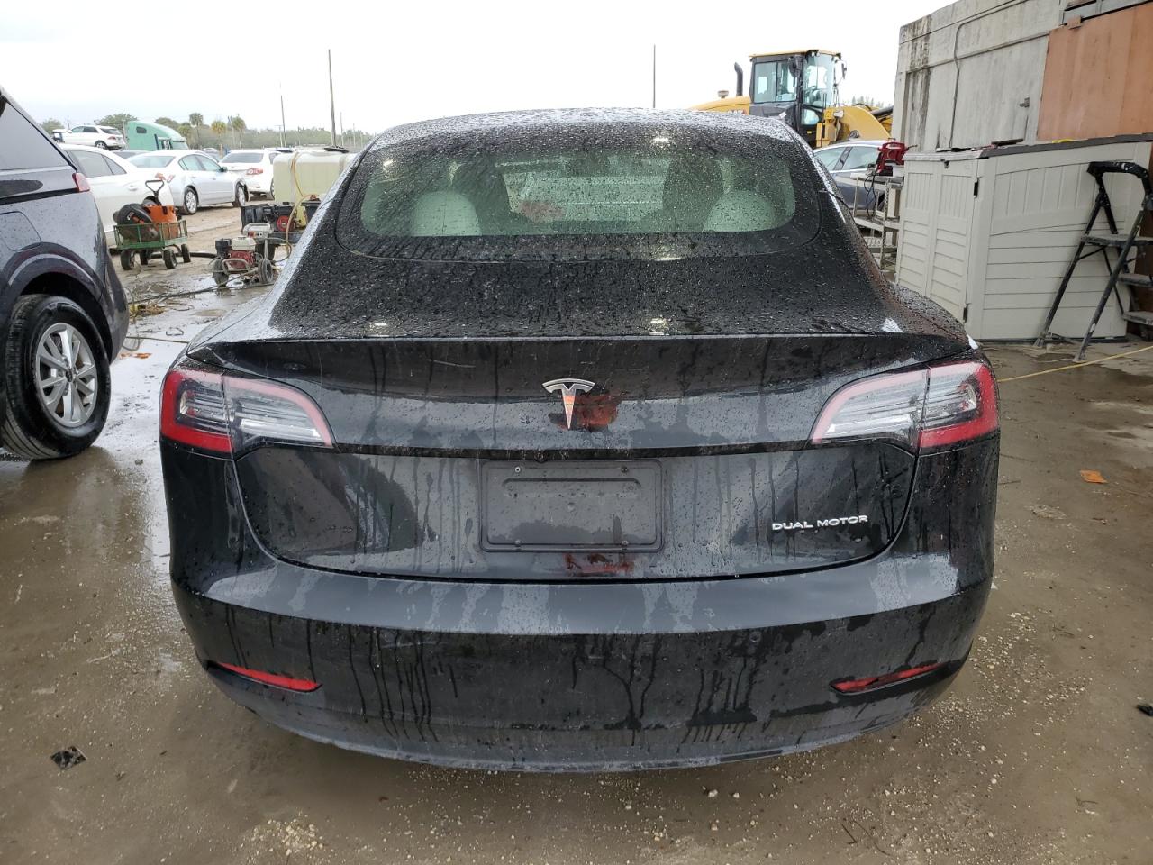 Photo 5 VIN: 5YJ3E1EB8NF233504 - TESLA MODEL 3 