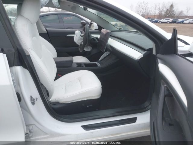 Photo 4 VIN: 5YJ3E1EB8NF249265 - TESLA MODEL 3 