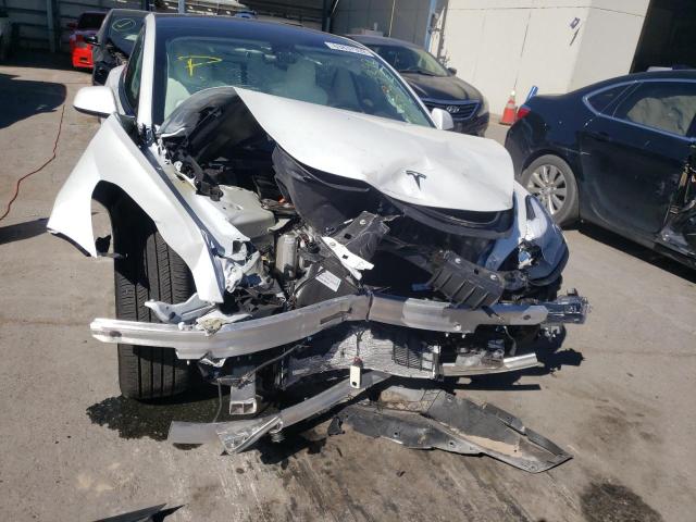 Photo 8 VIN: 5YJ3E1EB8NF253865 - TESLA MODEL 3 