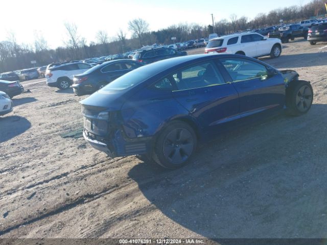 Photo 3 VIN: 5YJ3E1EB8NF265014 - TESLA MODEL 3 