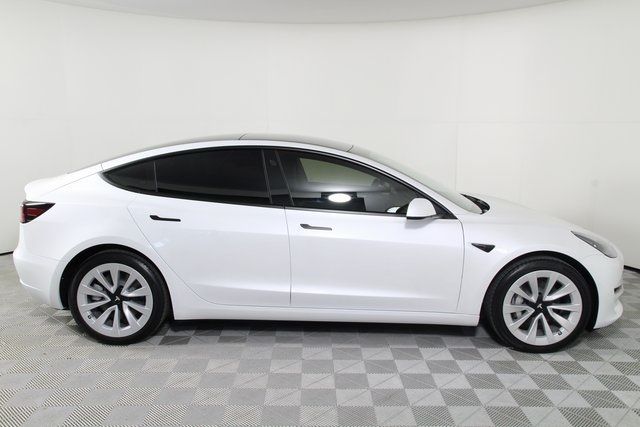 Photo 4 VIN: 5YJ3E1EB8NF272285 - TESLA MODEL 3 