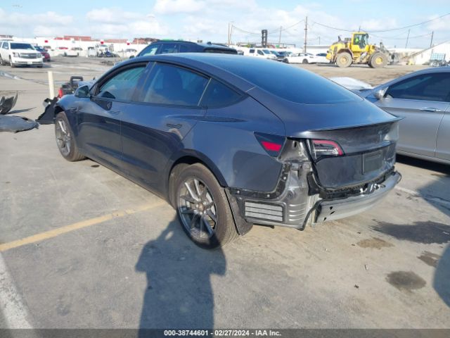 Photo 2 VIN: 5YJ3E1EB8NF274067 - TESLA MODEL 3 