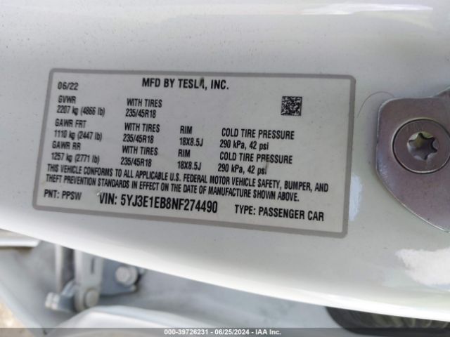 Photo 8 VIN: 5YJ3E1EB8NF274490 - TESLA MODEL 3 