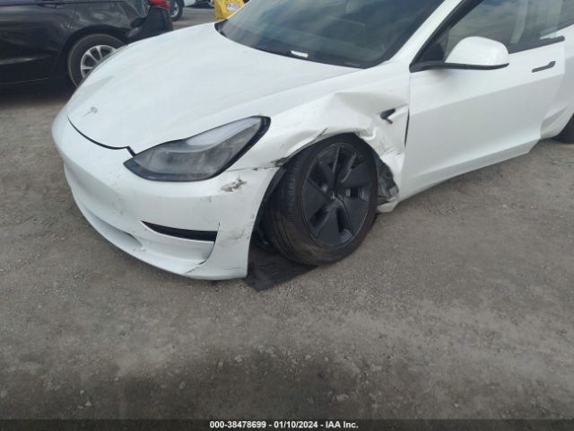 Photo 5 VIN: 5YJ3E1EB8NF299843 - TESLA MODEL 3 