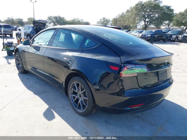 Photo 2 VIN: 5YJ3E1EB8NF328273 - TESLA MODEL 3 