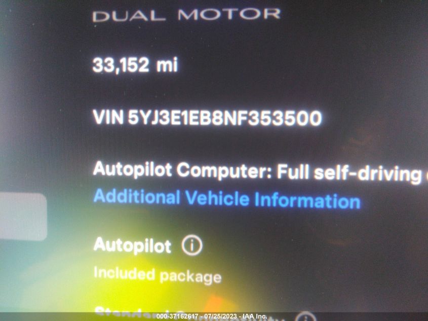 Photo 13 VIN: 5YJ3E1EB8NF353500 - TESLA MODEL 3 