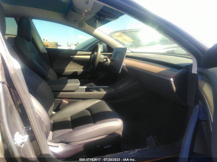 Photo 4 VIN: 5YJ3E1EB8NF353500 - TESLA MODEL 3 