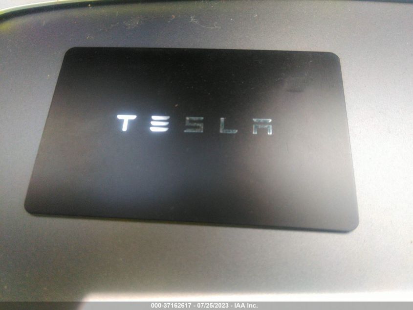 Photo 9 VIN: 5YJ3E1EB8NF353500 - TESLA MODEL 3 