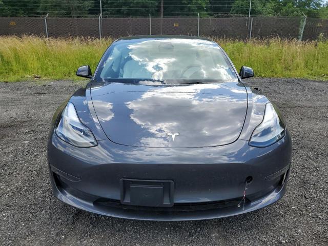 Photo 4 VIN: 5YJ3E1EB8PF673239 - TESLA MODEL 3 