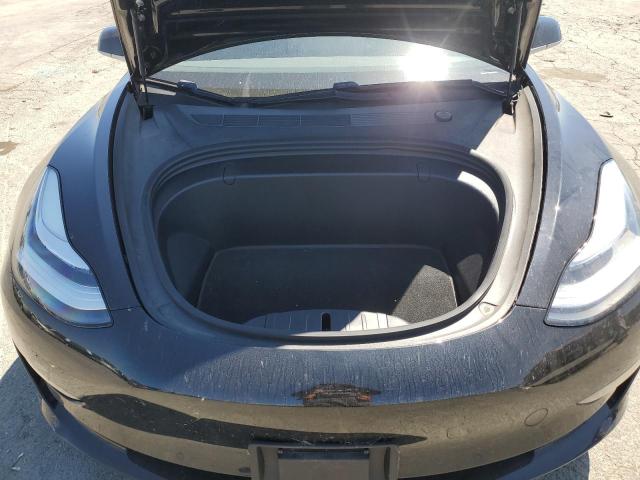 Photo 10 VIN: 5YJ3E1EB9JF073286 - TESLA MODEL 3 