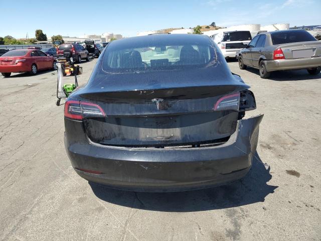 Photo 5 VIN: 5YJ3E1EB9JF073286 - TESLA MODEL 3 