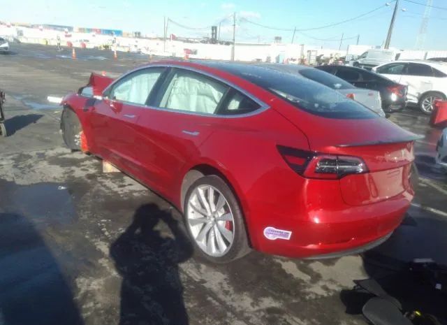 Photo 2 VIN: 5YJ3E1EB9JF083638 - TESLA MODEL 3 