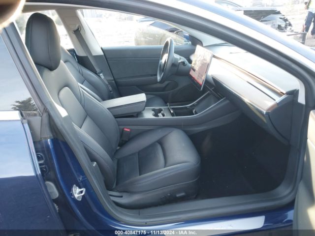 Photo 4 VIN: 5YJ3E1EB9JF088158 - TESLA MODEL 3 