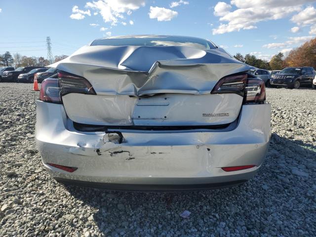 Photo 5 VIN: 5YJ3E1EB9JF100227 - TESLA MODEL 3 