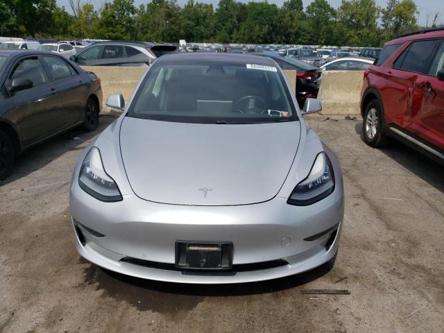 Photo 4 VIN: 5YJ3E1EB9JF104519 - TESLA MODEL 3 