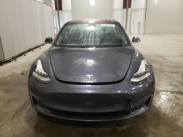 Photo 4 VIN: 5YJ3E1EB9JF113995 - TESLA MODEL 3 