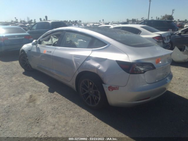 Photo 2 VIN: 5YJ3E1EB9JF114595 - TESLA MODEL 3 