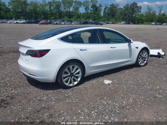 Photo 3 VIN: 5YJ3E1EB9JF117741 - TESLA MODEL 3 