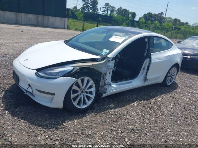 Photo 5 VIN: 5YJ3E1EB9JF117741 - TESLA MODEL 3 