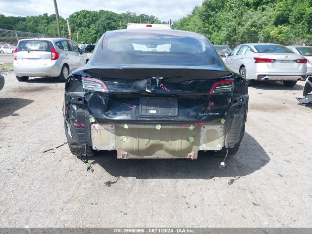 Photo 5 VIN: 5YJ3E1EB9JF130361 - TESLA MODEL 3 