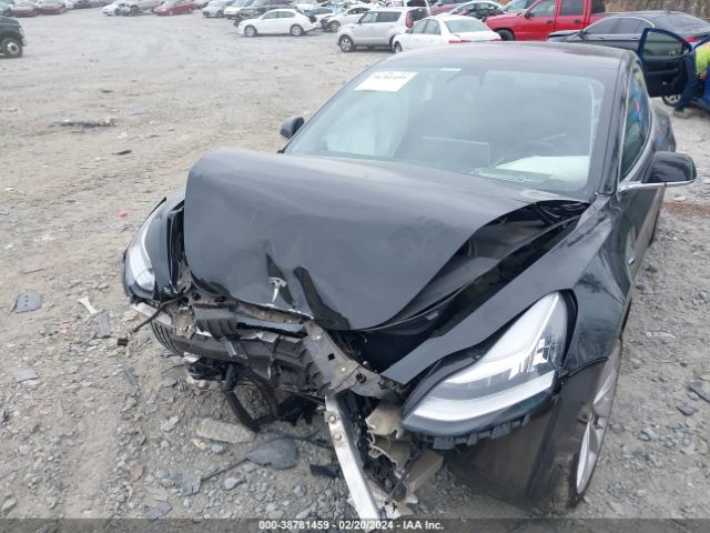 Photo 9 VIN: 5YJ3E1EB9JF149153 - TESLA MODEL 3 