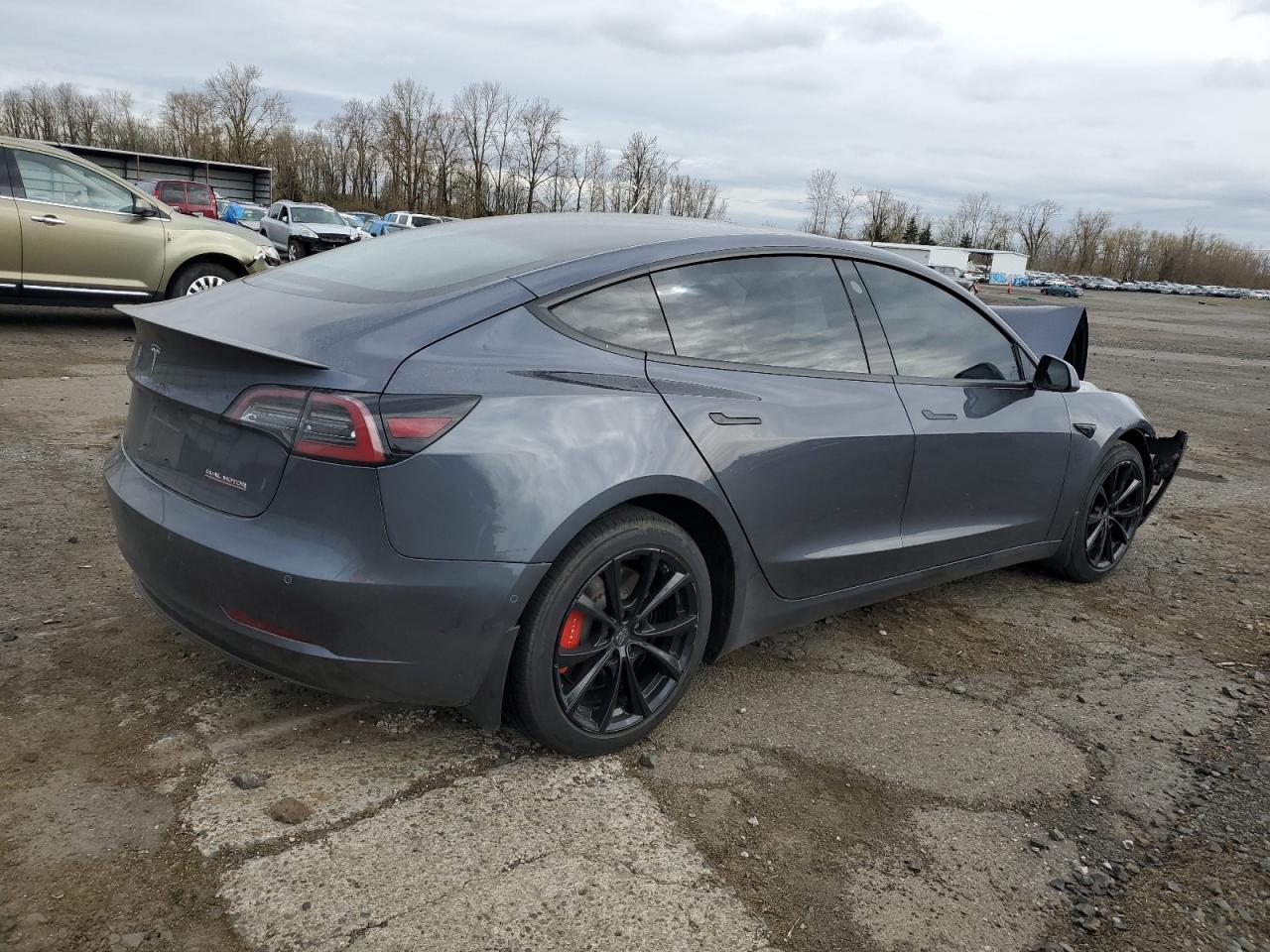 Photo 2 VIN: 5YJ3E1EB9JF170911 - TESLA MODEL 3 