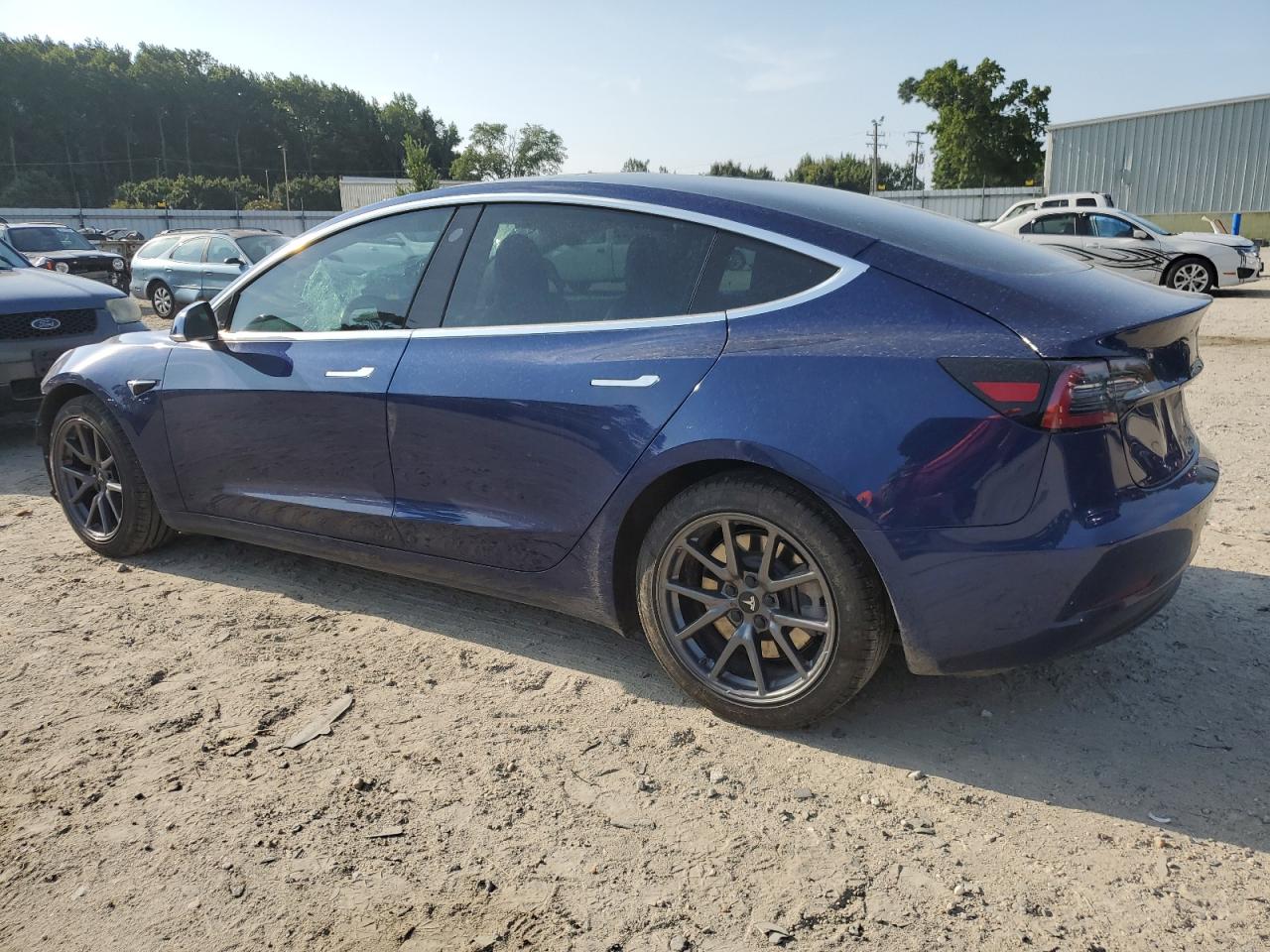 Photo 1 VIN: 5YJ3E1EB9JF185442 - TESLA MODEL 3 