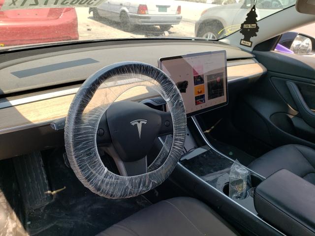 Photo 8 VIN: 5YJ3E1EB9JF186722 - TESLA MODEL 3 