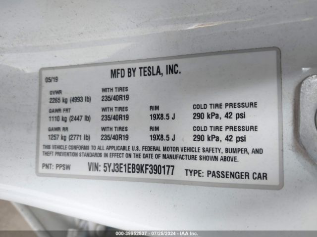 Photo 8 VIN: 5YJ3E1EB9KF390177 - TESLA MODEL 3 